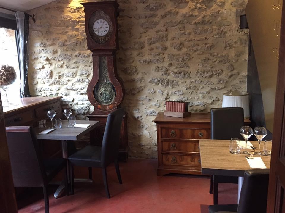 Le Vieux Bistrot Hotel Cabrières-dʼAvignon Buitenkant foto