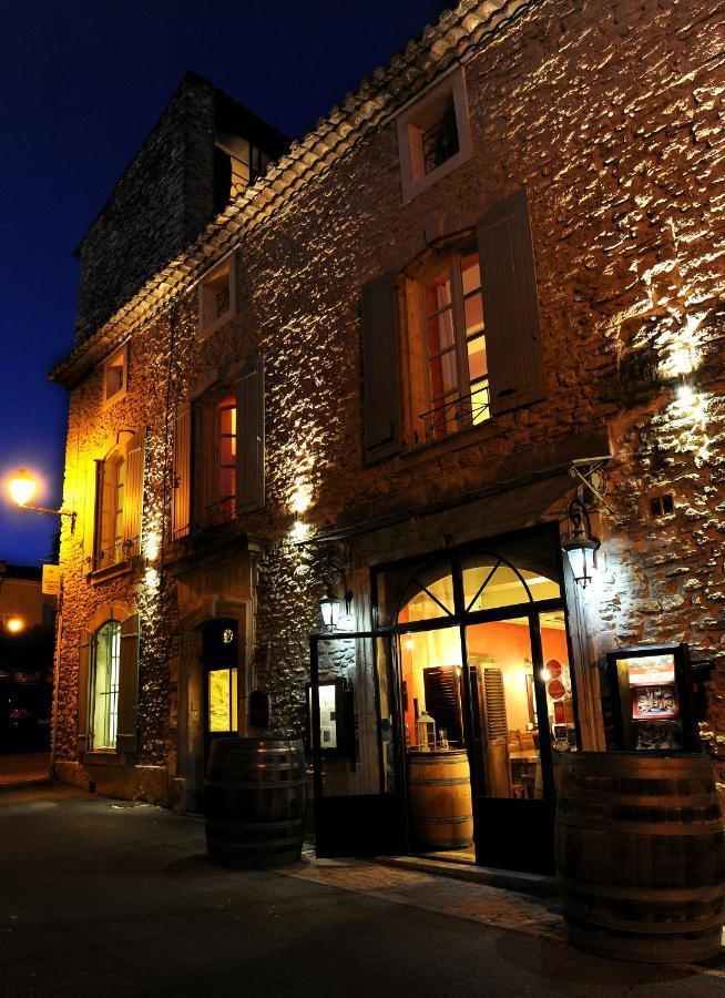 Le Vieux Bistrot Hotel Cabrières-dʼAvignon Buitenkant foto